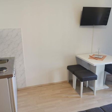 Apartments Ivi Vir Εξωτερικό φωτογραφία