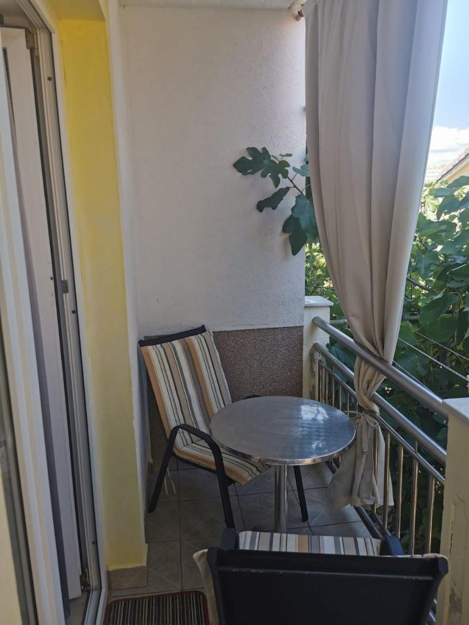Apartments Ivi Vir Εξωτερικό φωτογραφία